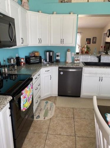 3266 Cranston St, Deltona, FL 32738-2138