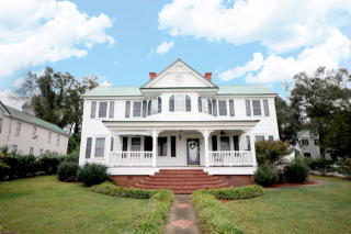 78 Canal St, Graniteville, SC 29829-2554