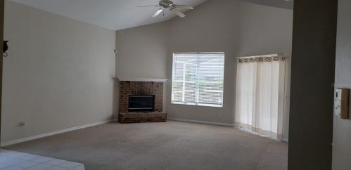 653 Riggs Cir, Davenport FL  33897-6011 exterior