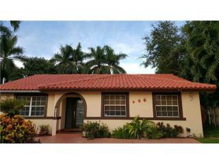 9823 145th Ct, Miami, FL 33186-8417