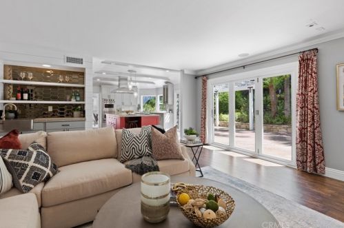 584 Andover Dr, Anaheim CA  92807-4606 exterior