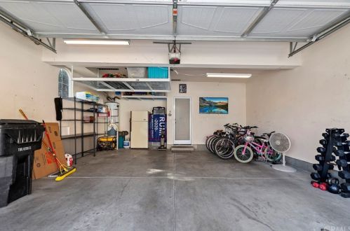 15831 Lindbergh Ave, Chino CA  91708-9371 exterior