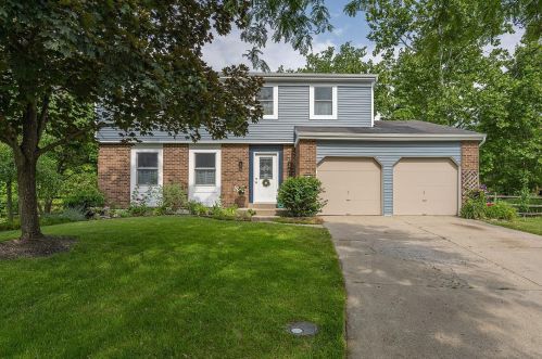 813 Ashcroft Ct, Cincinnati, OH 45240-1303