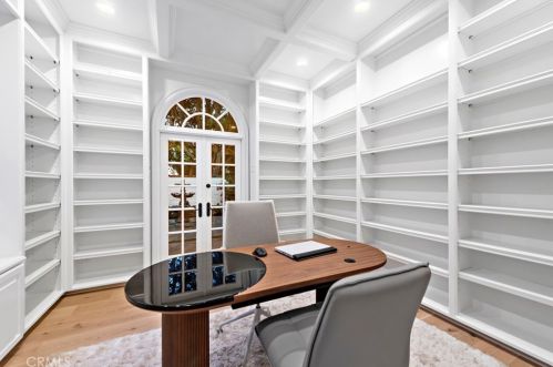 7 Cheshire Ct, Newport Beach CA  exterior