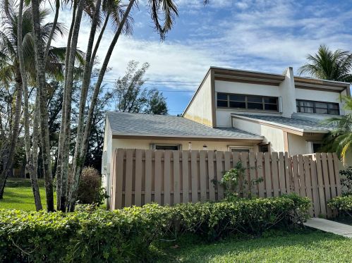 1971 Monks Ct, West Palm Beach, FL 33415-9162