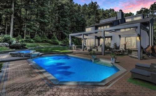 16 Perona Rd, Andover NJ  07821-5000 exterior
