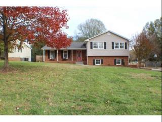 729 Gurney St, Burlington, NC 27215-4528