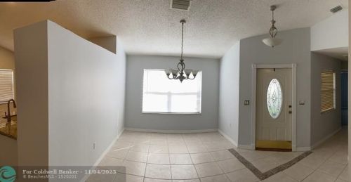352 North Shore Blvd, Fort Pierce, FL 34986-1772