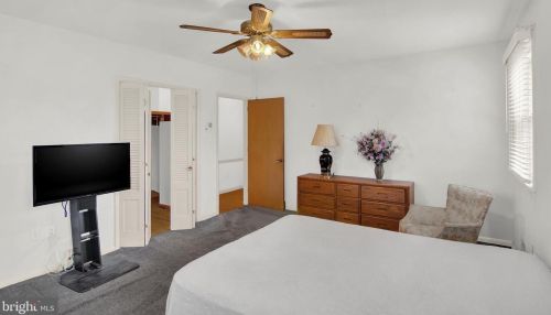 1226 Chestnut St, Hazle Township PA  18201-7502 exterior