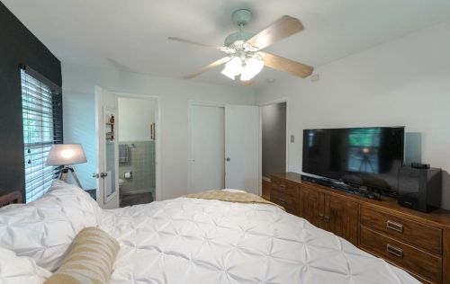 2503 Glenwood Ln, Denton TX  76209-1125 exterior