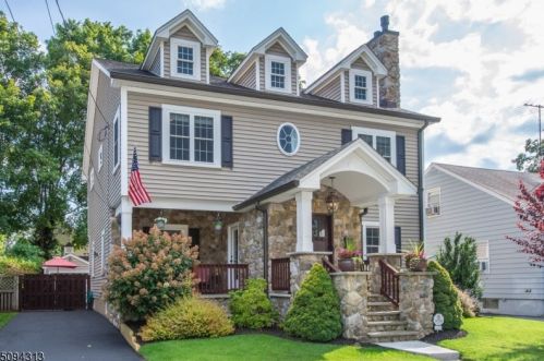 17 Kennedy Rd, Greystone Park NJ  07950-2311 exterior