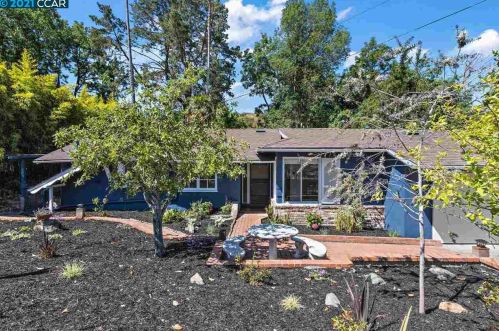 3112 Estates Ave, Pinole, CA 94564-1509