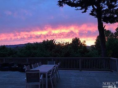 61 Knoll Rd, Mill Valley CA  94941-1611 exterior