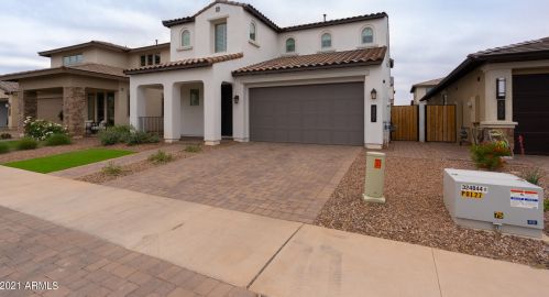 3887 Dublin St, Gilbert, AZ 85295