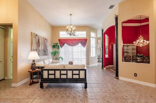 796 Grand Rapids Blvd, Naples, FL 34120-4469