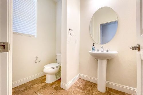 14655 Marquette Ave, Chino CA  91710-7617 exterior