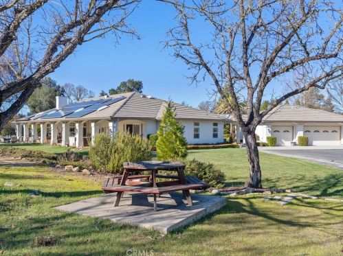1440 Ridge Rd, Templeton CA  93465-9303 exterior
