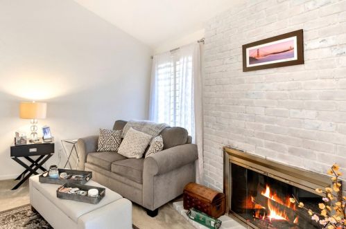 954 Cross St, Woodland CA  95695-4128 exterior