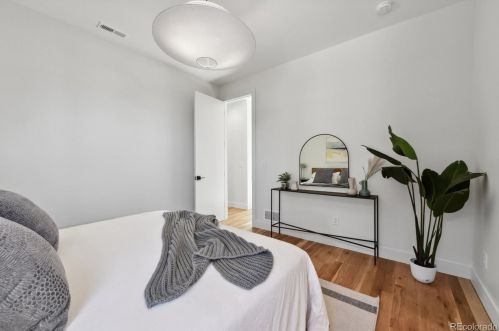 4108 Logan St, Englewood CO 80113-6841 exterior