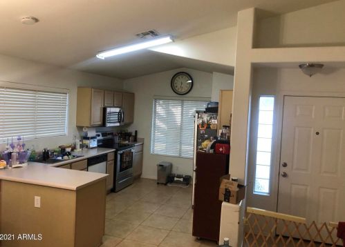 10420 Reade Ave, Glendale, AZ 85307-4223