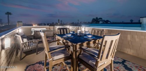 820 Mandalay Bch Rd, Oxnard CA 93035-1078 exterior