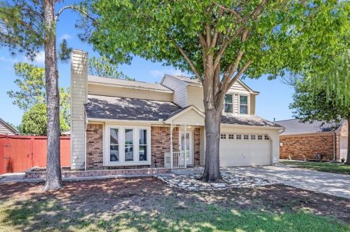 5332 Colonial Dr, Lewisville, TX 75028-2512