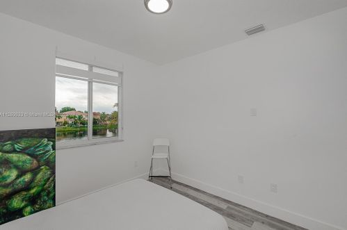 13040 52nd St, Hollywood FL  33027-5453 exterior