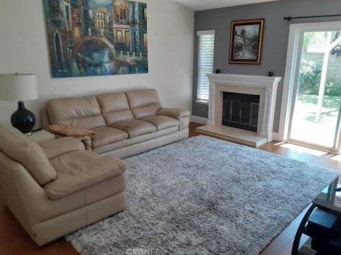 26117 La Vita Ct, Santa Clarita, CA 91355-3329