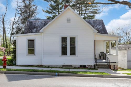 217 Columbus St, Somerset, OH 43783-9443
