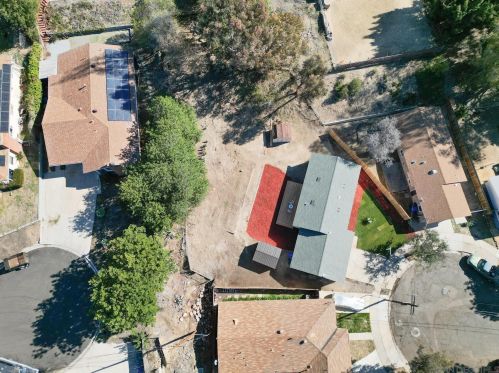 1285 Koe St, San Diego CA  92114-3430 exterior