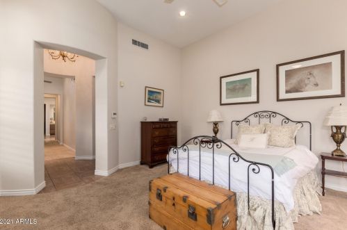 9183 Mtn Spg Rd, Scottsdale AZ 85255-6623 exterior