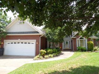 1001 Sugartree Pt, Cookeville, TN 38501-4520