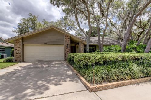3089 Enisglen Dr, Palm Harbor, FL 34683-2000