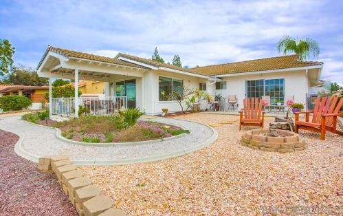 17504 Bernardo Oaks Dr, San Diego CA 92128-2109 exterior