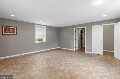 527 Willis St, Fredericksburg VA  22401-5650 exterior