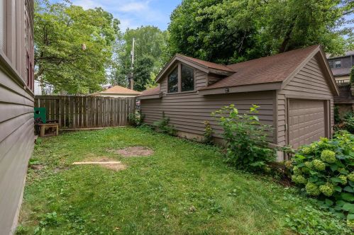 3000 Murray Ave, Milwaukee WI 53211-3205 exterior