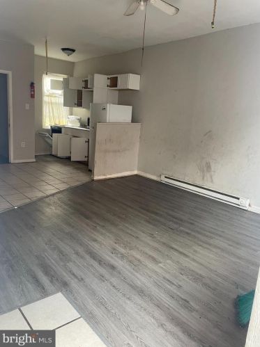1636 Fillmore St, Philadelphia, PA 19124-2704