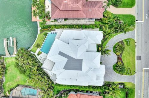 3401 Crayton Rd, Naples FL 34103-3515 exterior