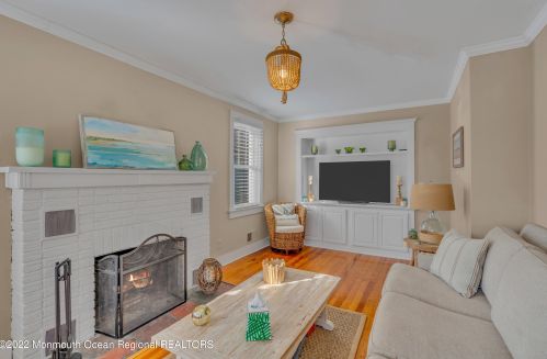 1817 Greenwood Ter, Belmar NJ 07719-2912 exterior