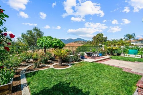 5 Segada, Trabuco Canyon CA  92688-2733 exterior