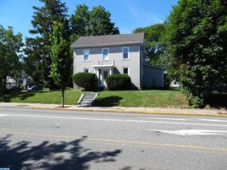 8 Main St, Hatfield, PA 19440-2462