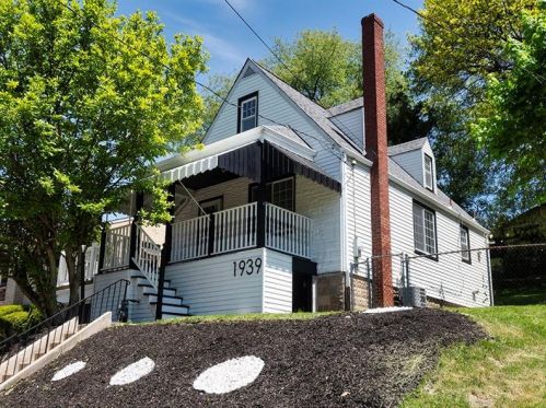 1939 Walton Ave, Pittsburgh, PA 15210-4159