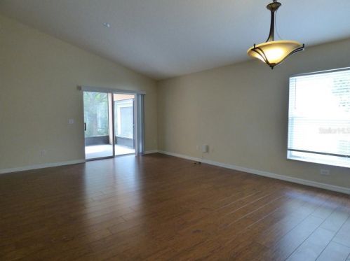 1837 Darlin Cir, Orlando, FL 32820-2707