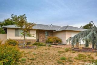 7252 Del Prado Way, Sacramento, CA 95828-3315