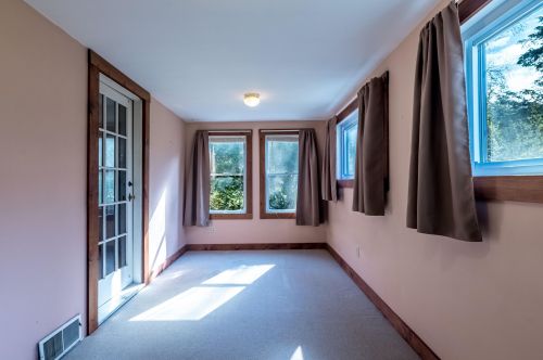 70 Elm St, Unity NH  03773-1802 exterior