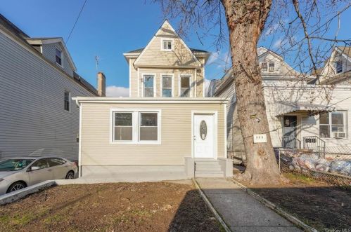 809 Chestnut St, Bronx, NY 10467-6503