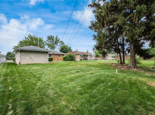 3807 Evans Dr, Darbydale OH  43123-2809 exterior