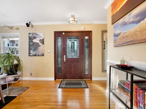 6520 Rosebay St, Long Beach CA  90808-4057 exterior