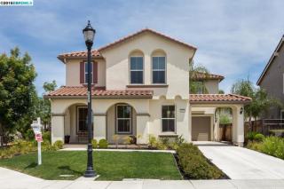 7099 Geranium Dr, Oakley, CA 94561-2493