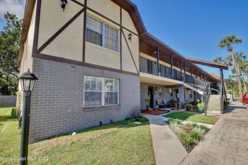 2990 Sir Hamilton Cir, Titusville, FL 32780-4950